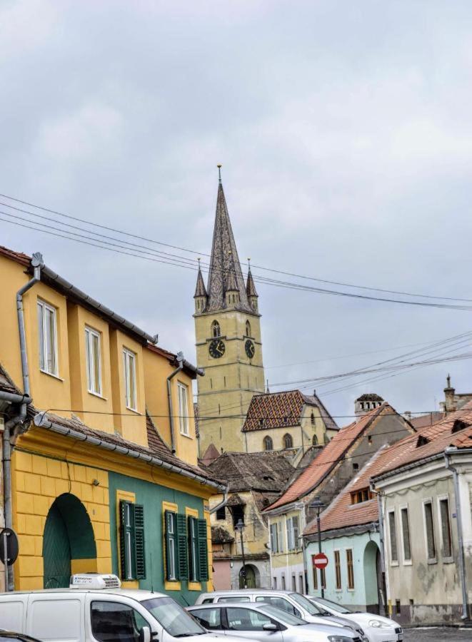 Twins Boutique Korsy Sibiu Exterior foto